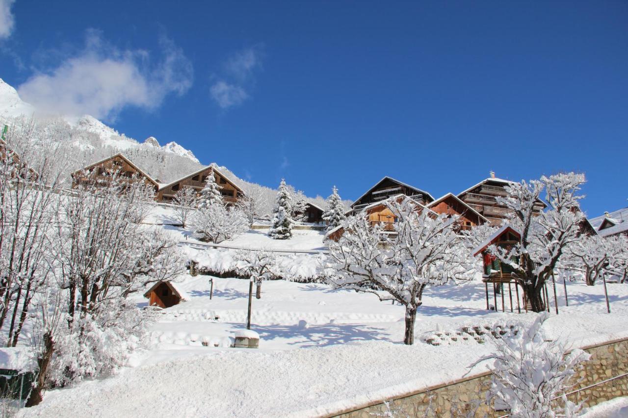 Hotel Le V De Vaujany Luaran gambar