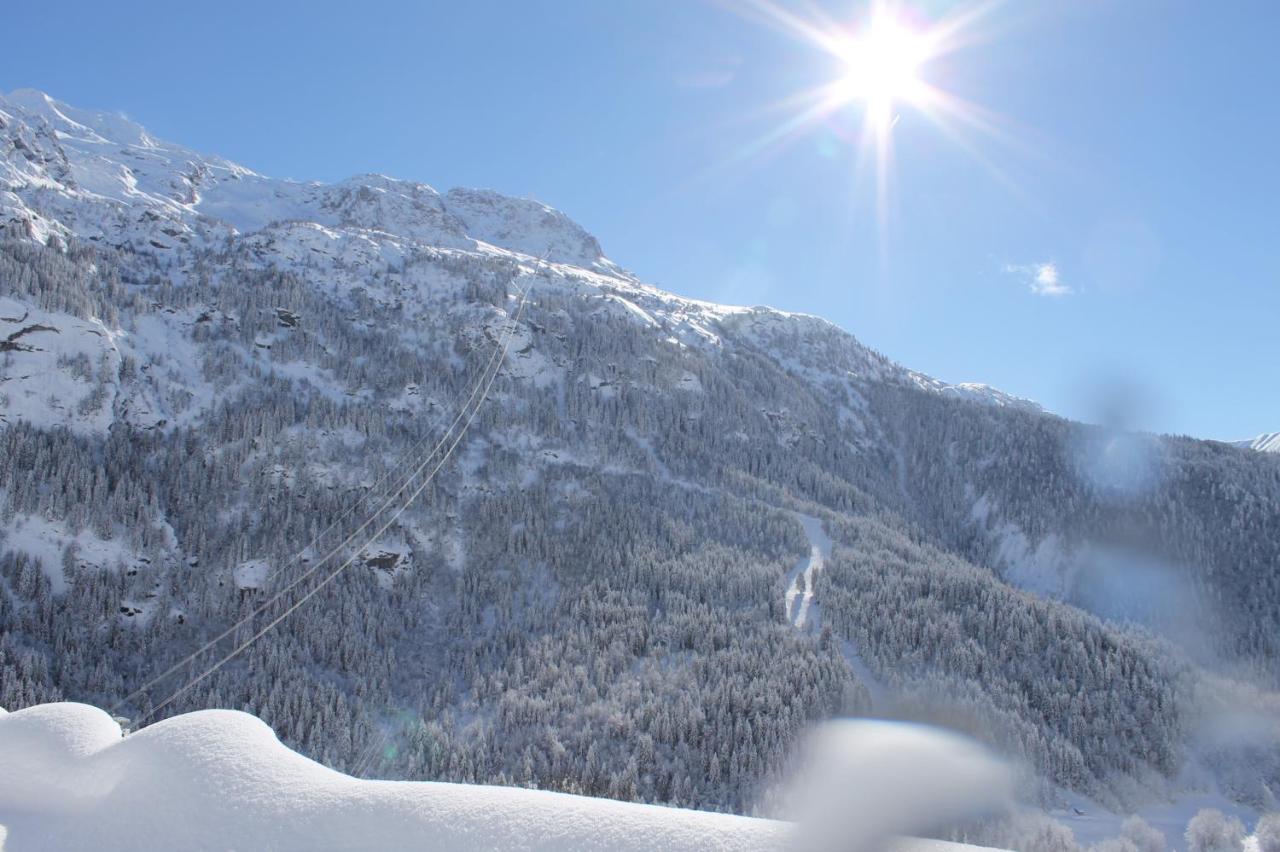 Hotel Le V De Vaujany Luaran gambar