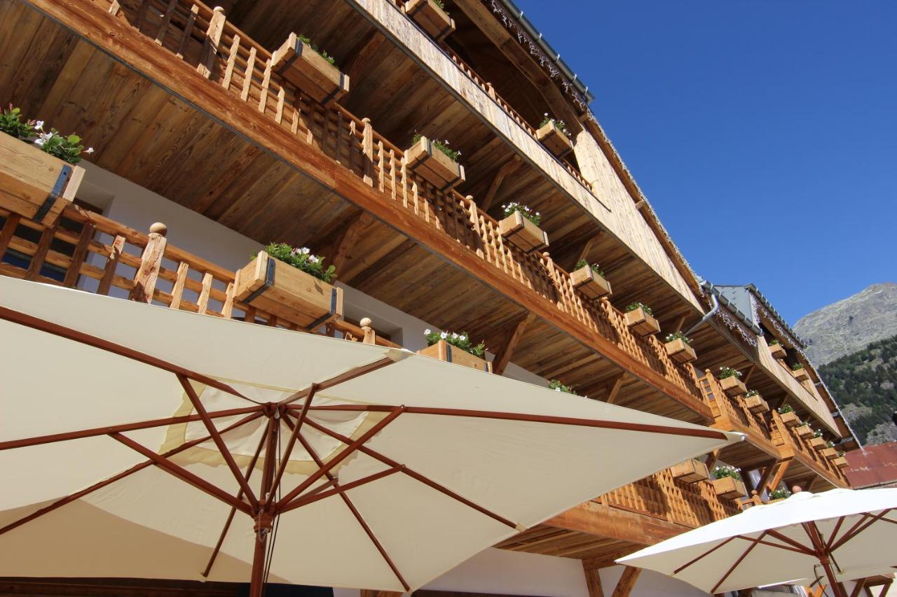 Hotel Le V De Vaujany Luaran gambar